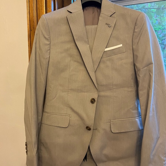 Suits inc brand new mens suit
